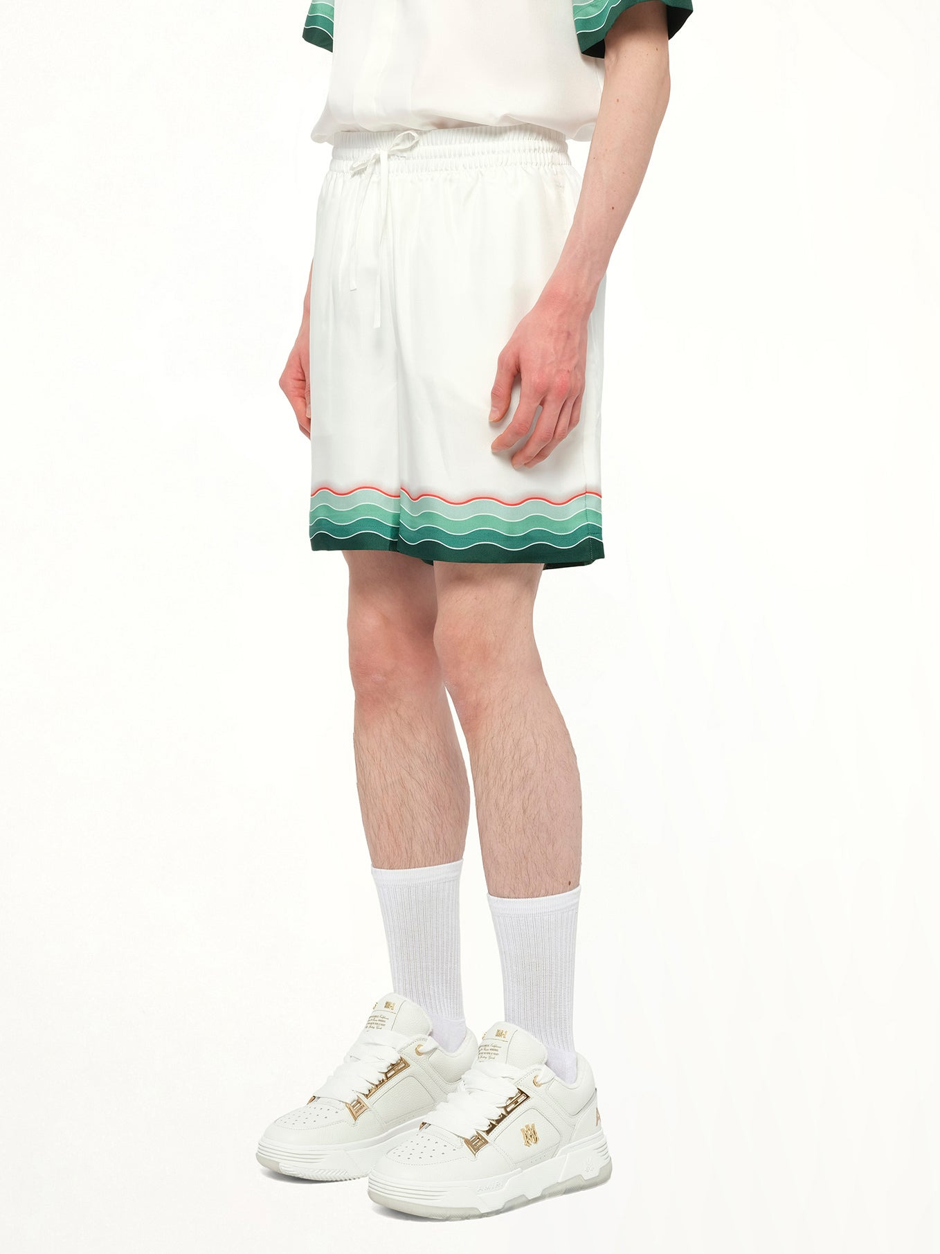 Montagne Ondulee Shorts in Multicolour - 3