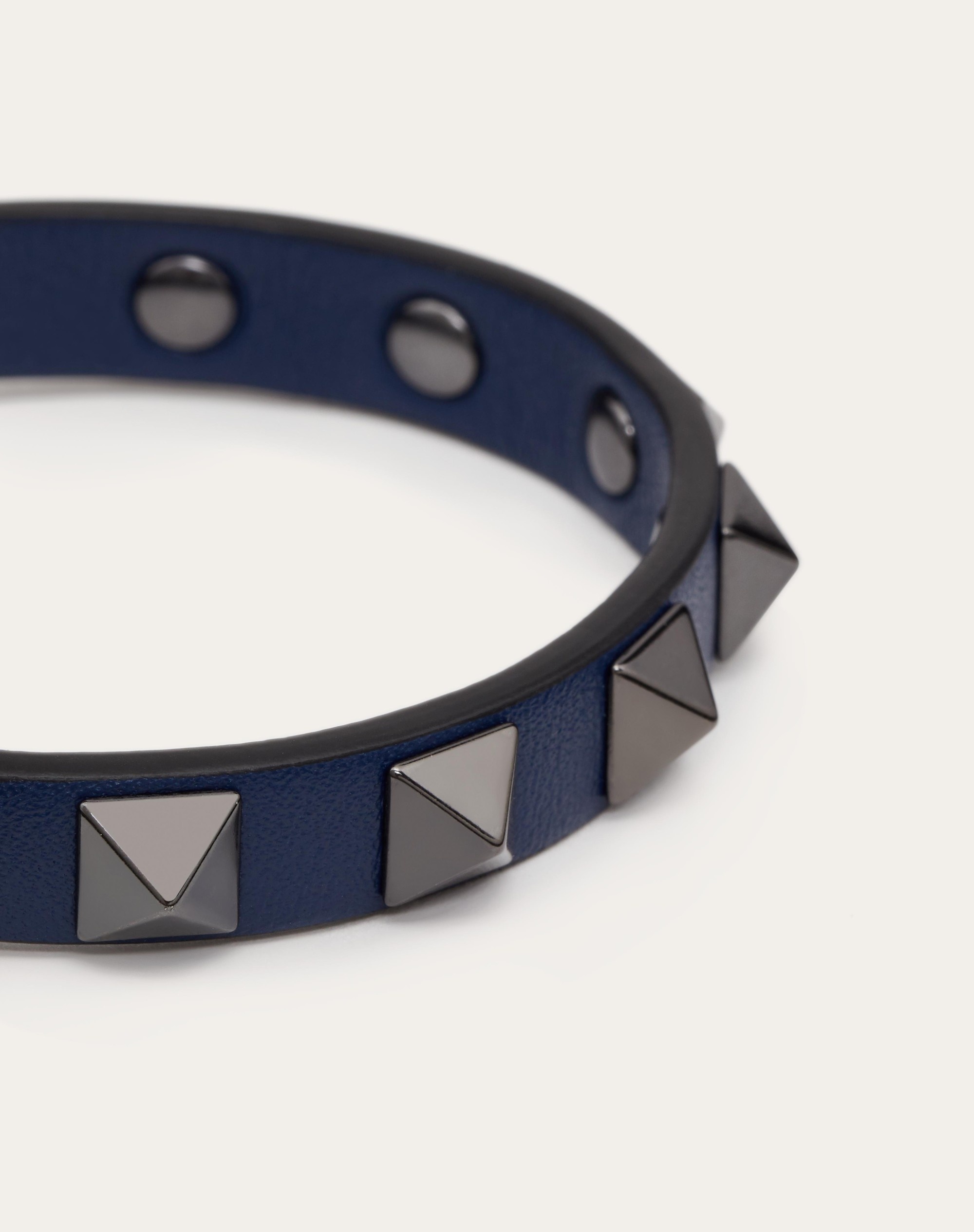 ROCKSTUD LEATHER BRACELET WITH RUTHENIUM STUDS - 2