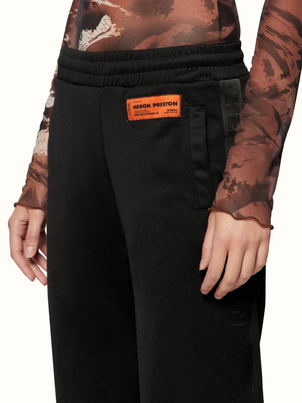 TRACKPANTS LOGO - 5