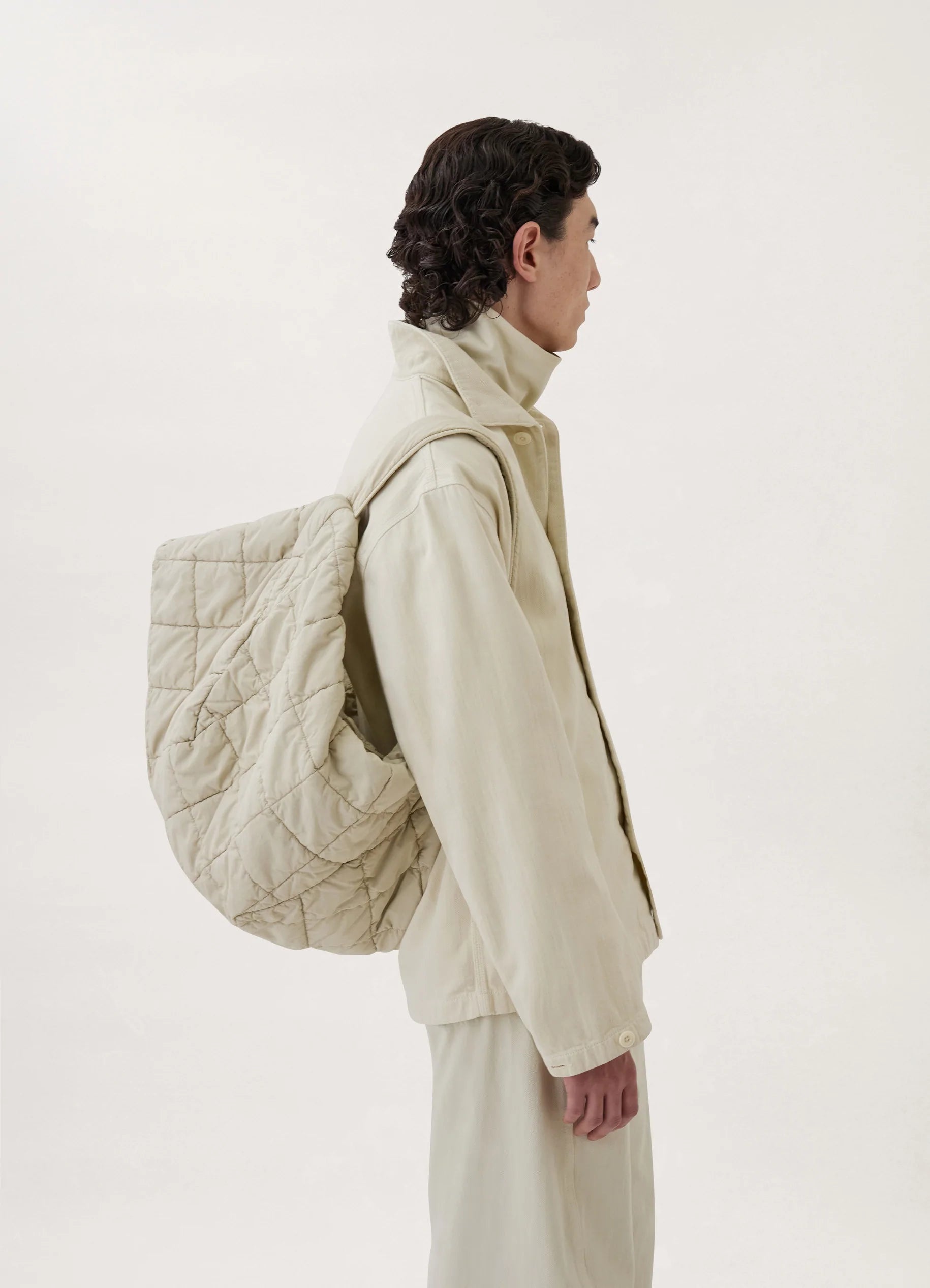 WADDED LARGE TOTE BAGE
COTTON NYLON 5