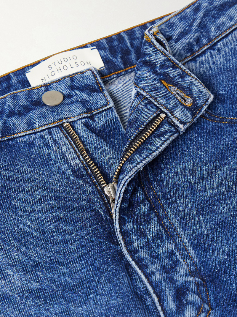 Straight-Leg Jeans 6