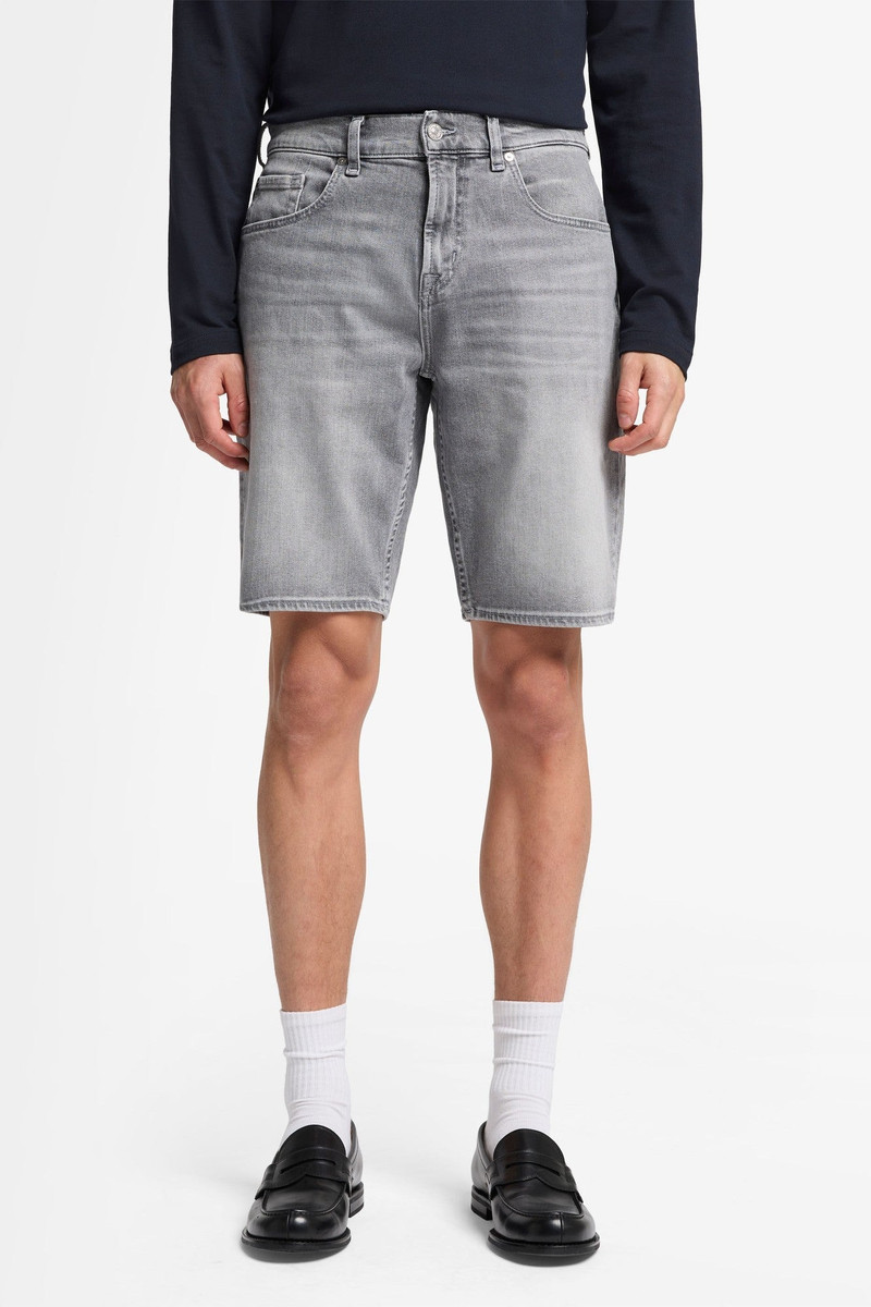 REGULAR SHORT in Denim 3