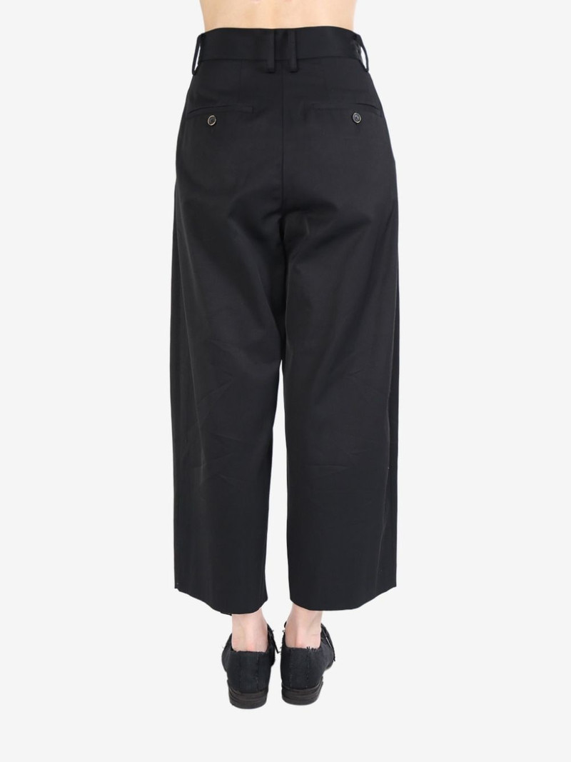 pleat-detailing cropped trousers 3