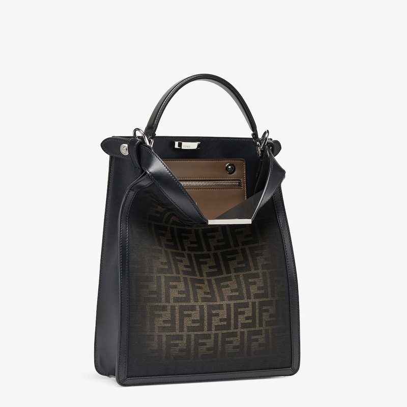 Peekaboo X-Lite Small 4