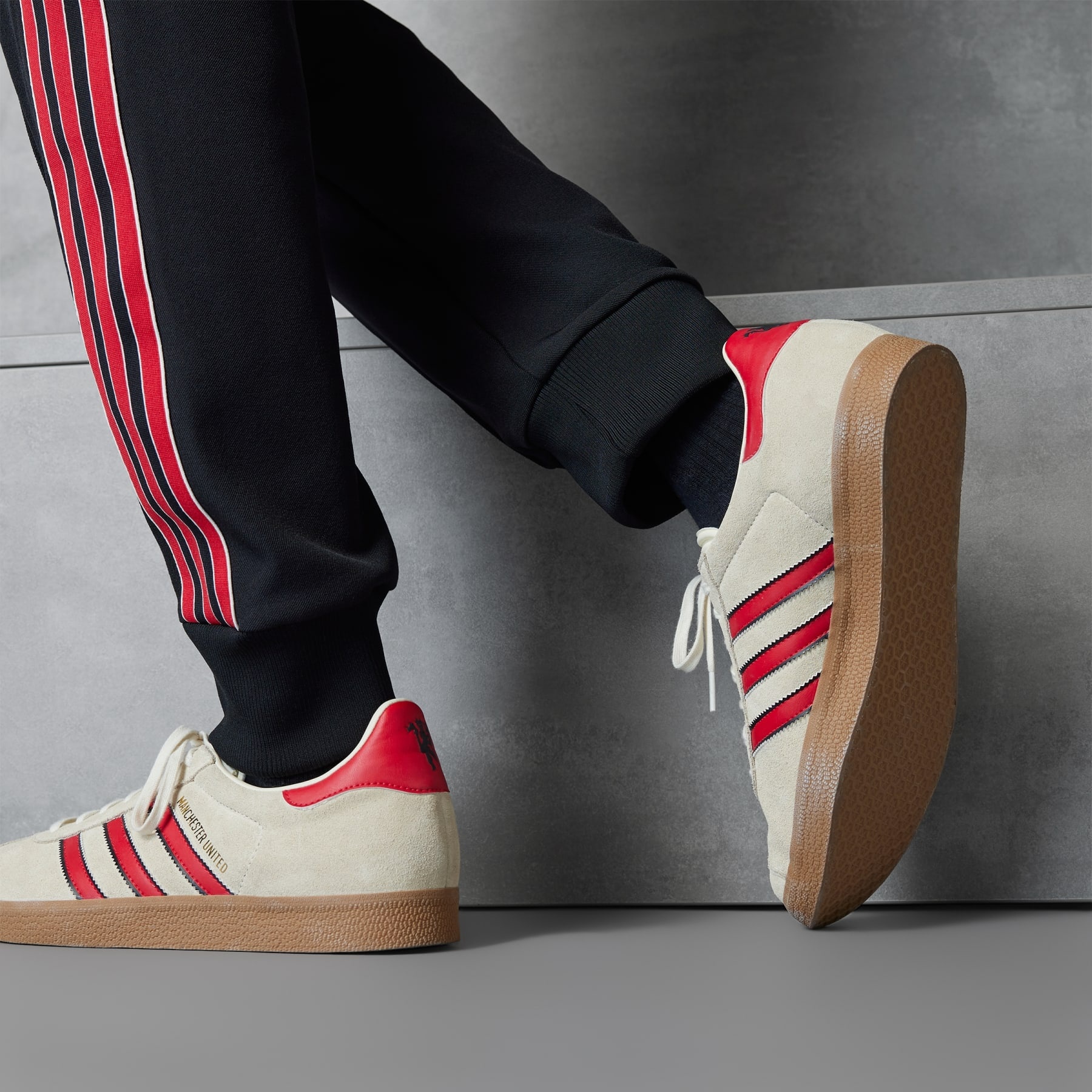 Gazelle Manchester United Terrace Icons Shoes - 10