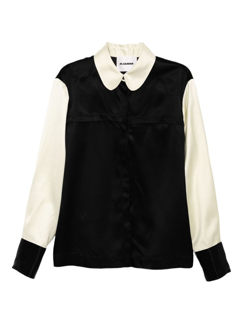 contrast-color shirt 1