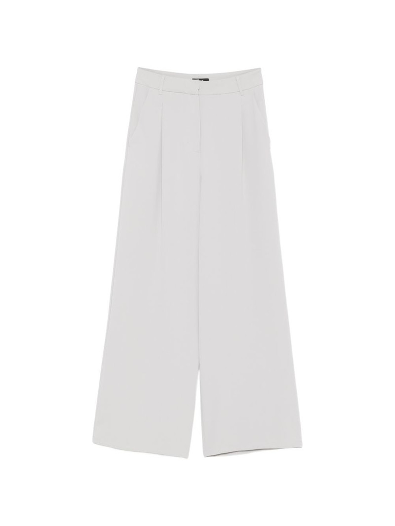 belt-loops trousers 1
