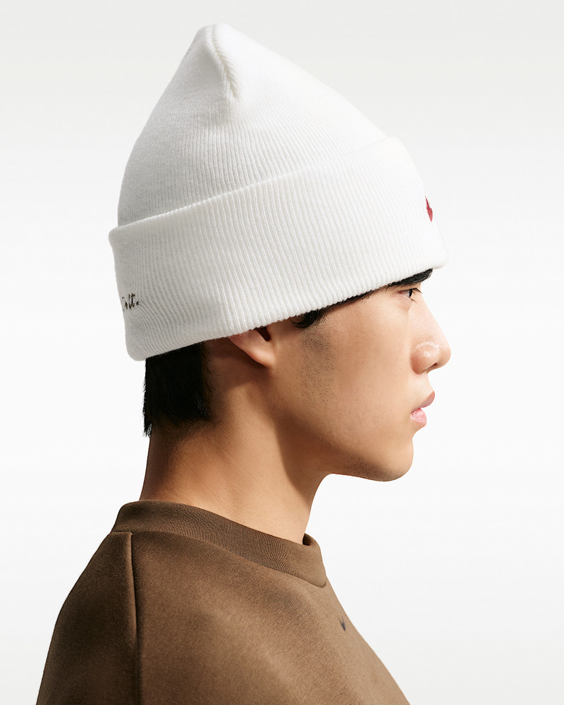 Nike Nike Peak Lunar New Year Beanie outlook