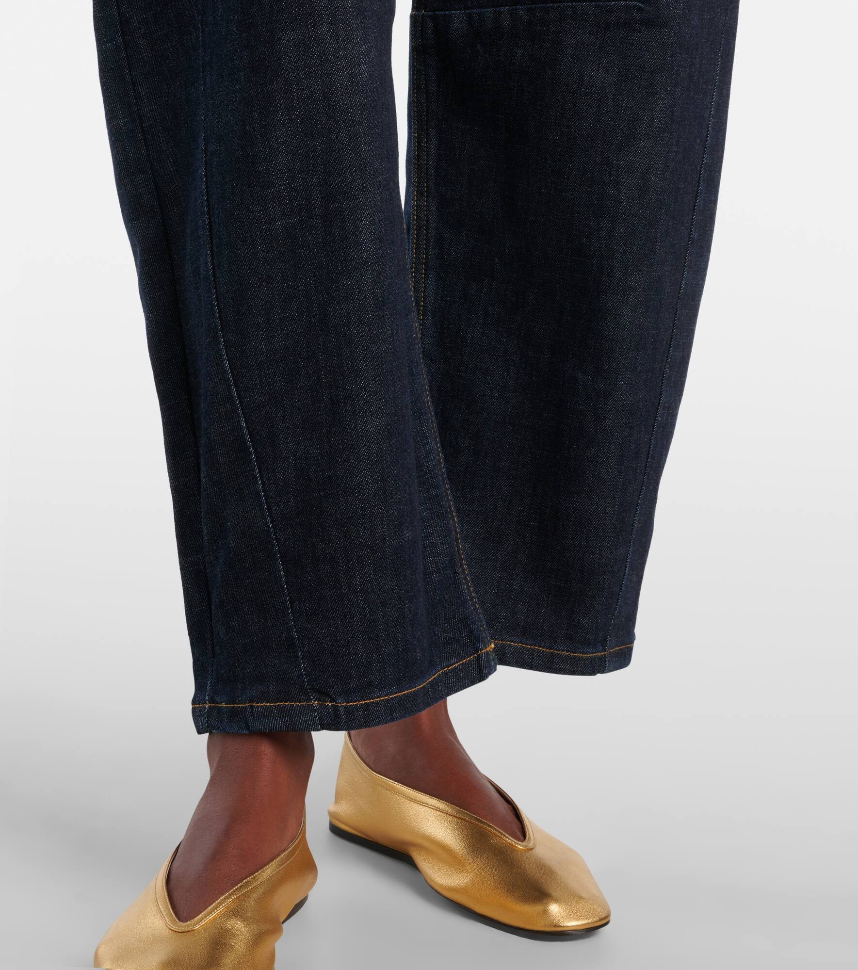 High-rise barrel-leg jeans - 5