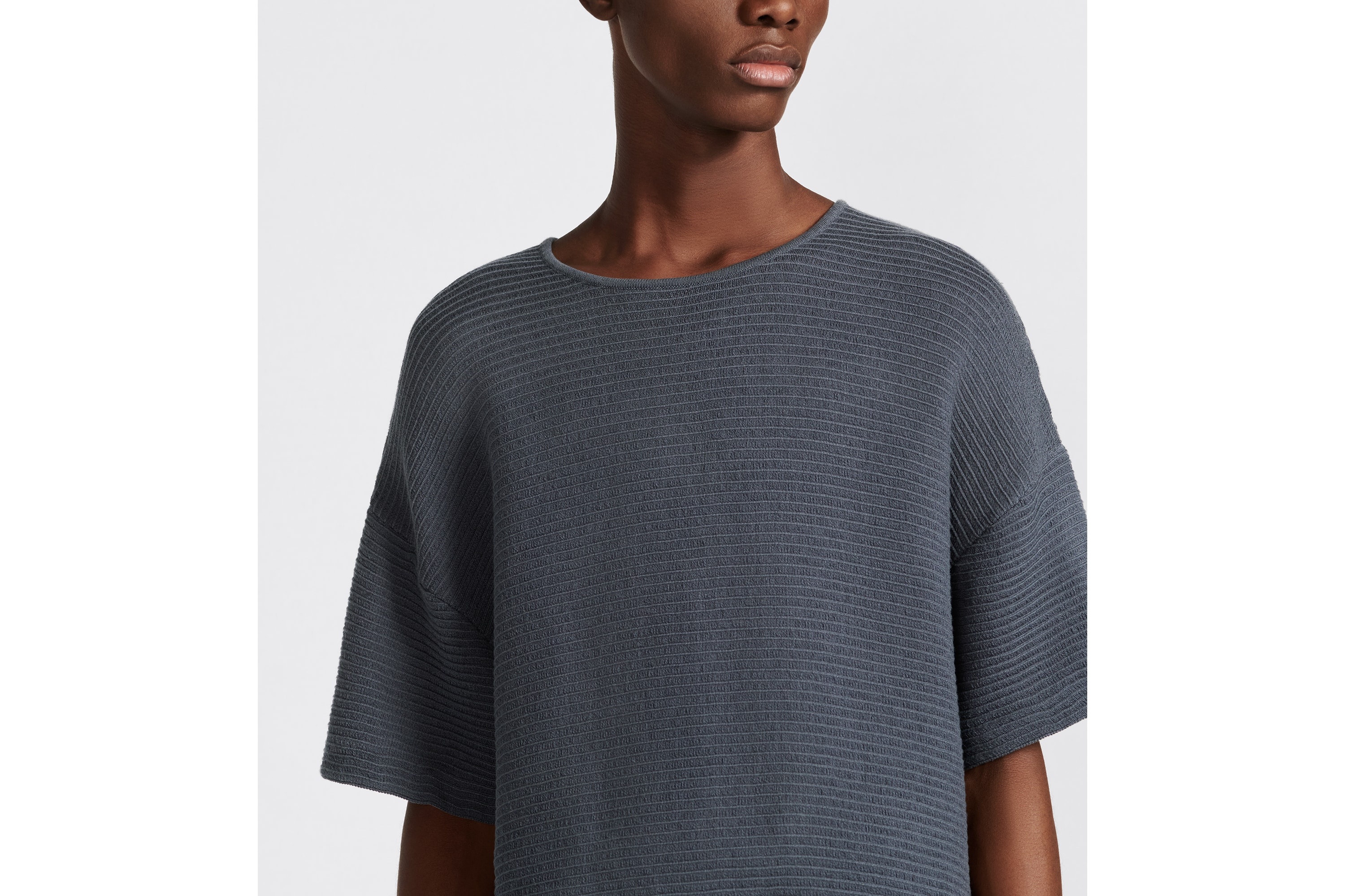 Oversized T-Shirt - 7