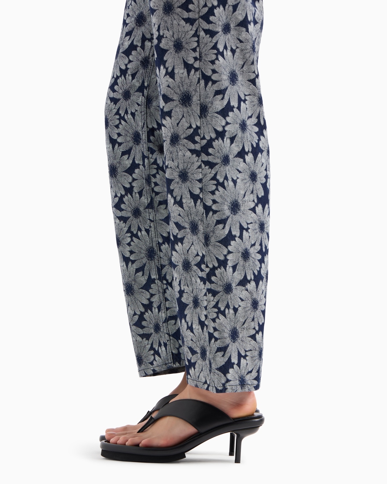 DENIM JEANS WITH ALL-OVER JACQUARD DAISIES FROM THE PEACE CAPSULE COLLECTION - 5