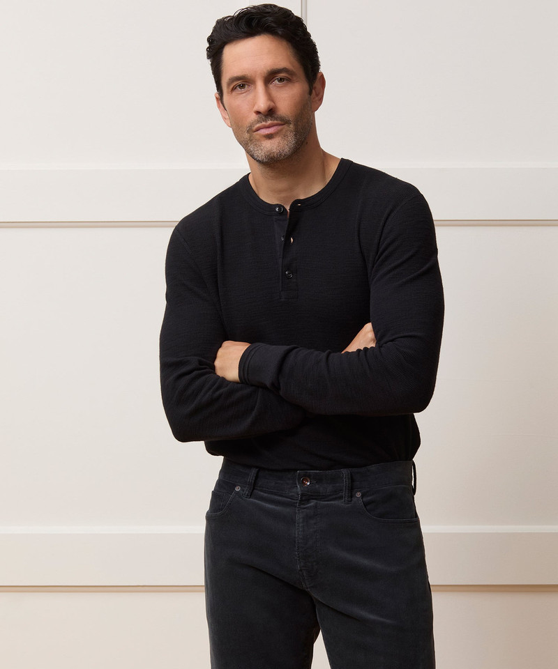 TODD SNYDER Lightweight Mini Waffle Henley outlook