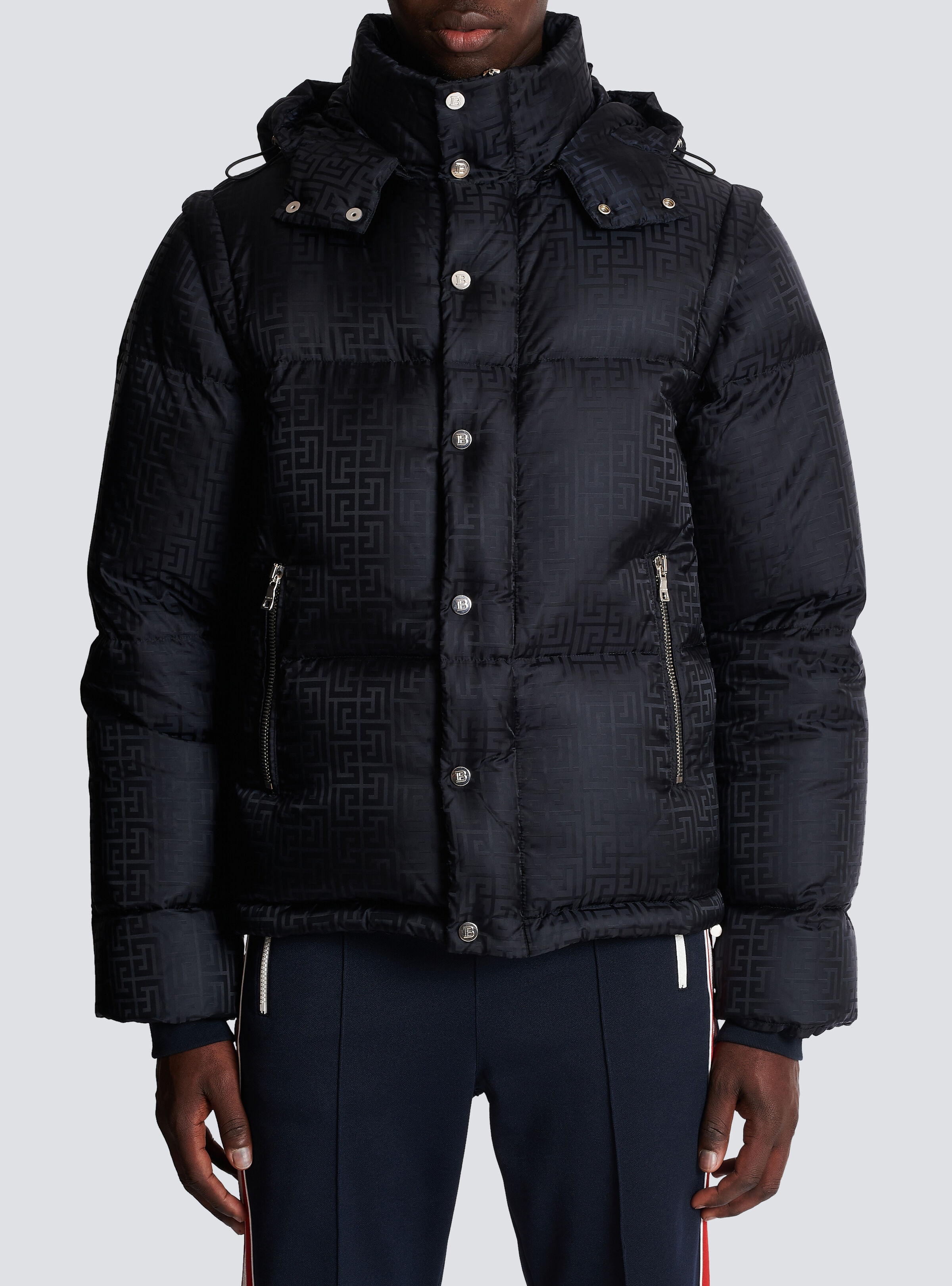 Monogrammed jacquard puffer jacket - 5