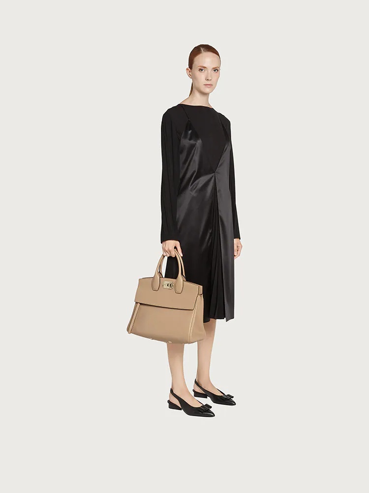 FERRAGAMO STUDIO BAG (M) - 6