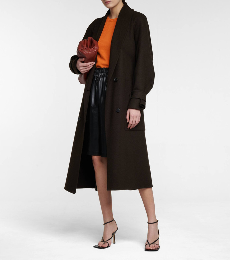 Loro Piana Parksville cashmere sweater outlook