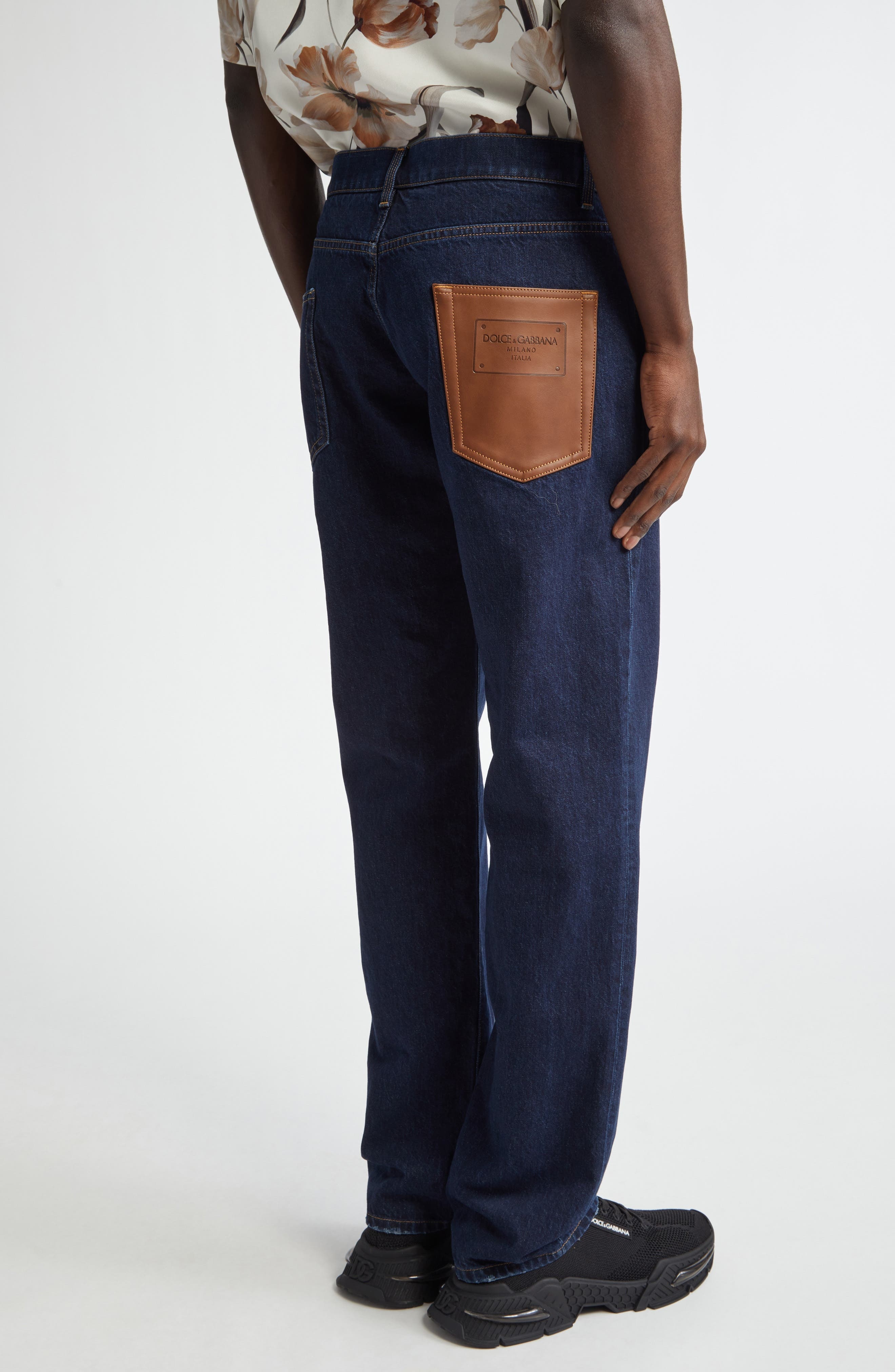Classic Fit Jeans - 3