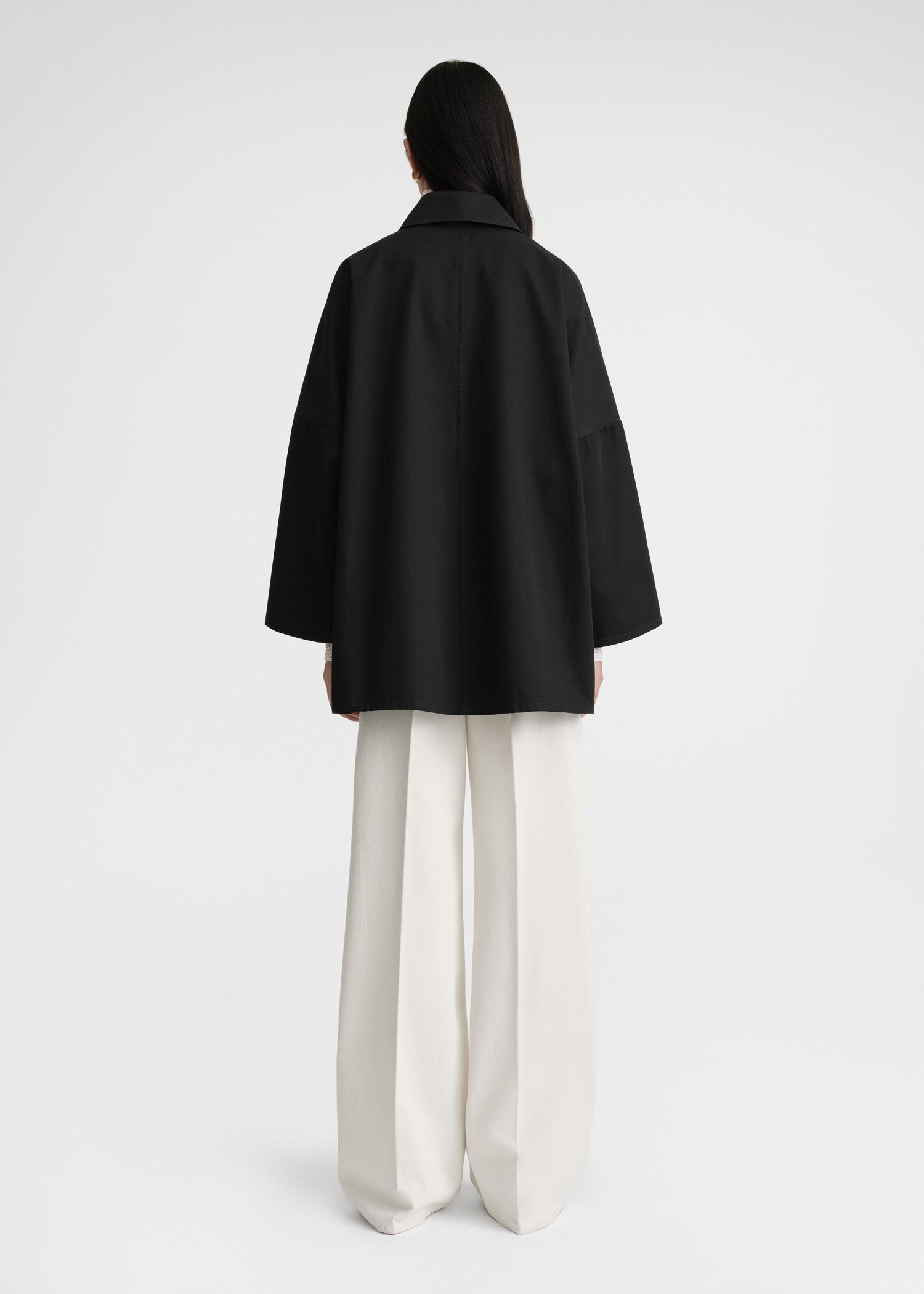 TOTEME - TOTEME トーテム WASHED COTTON OVERSHIRT JACKET ウォッシュドコットンオーバーシャツジャケット 232-1035-256 ブラック XS/S Toteme Washed Cotton Overshirt Jacket | Liberty