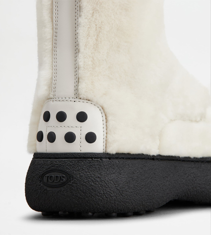TOD'S W. G. LACE-UP ANKLE BOOTS IN SHEEPSKIN - WHITE 5