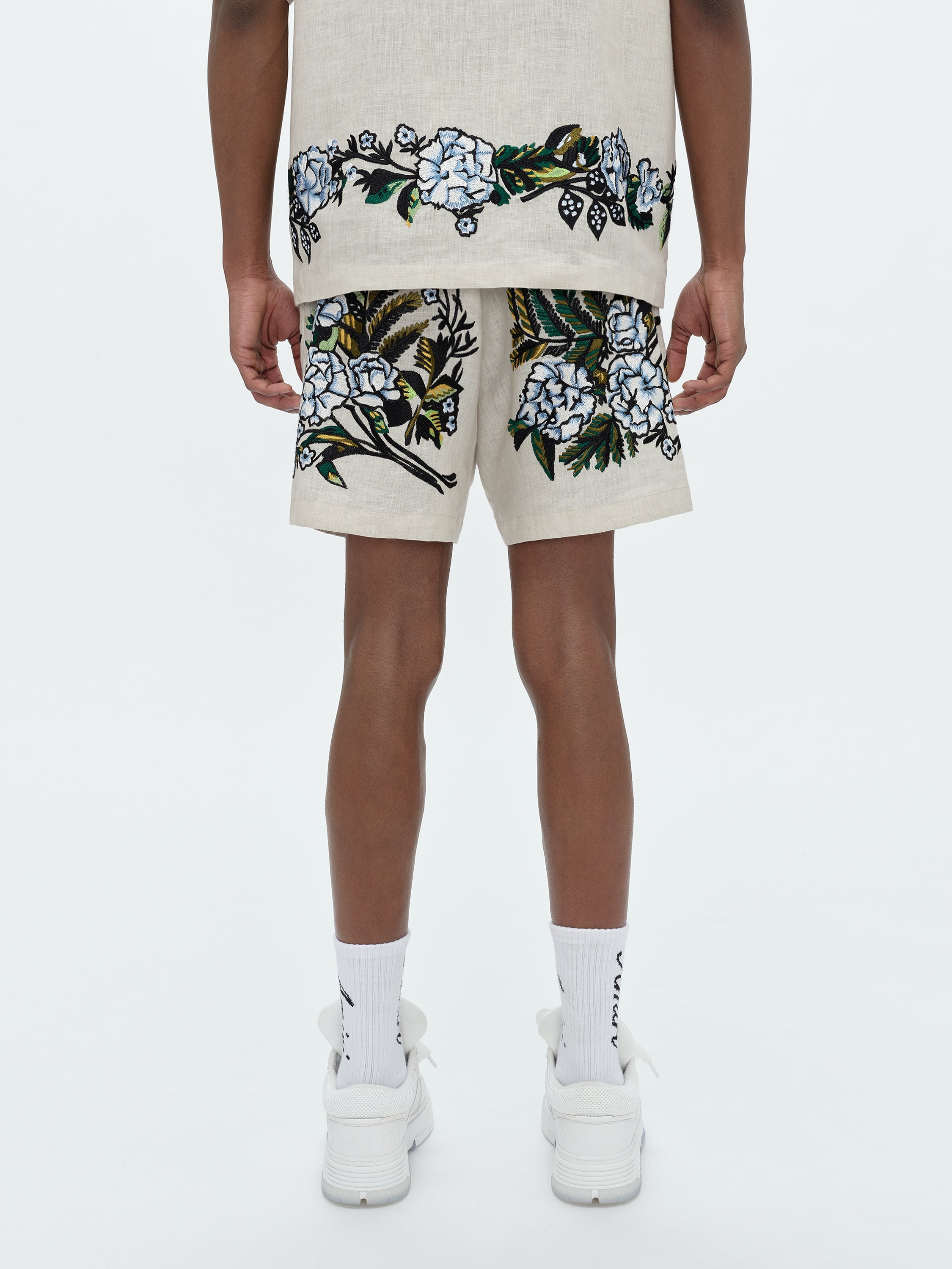 EMBRODIERED FLORAL SHORT - 5