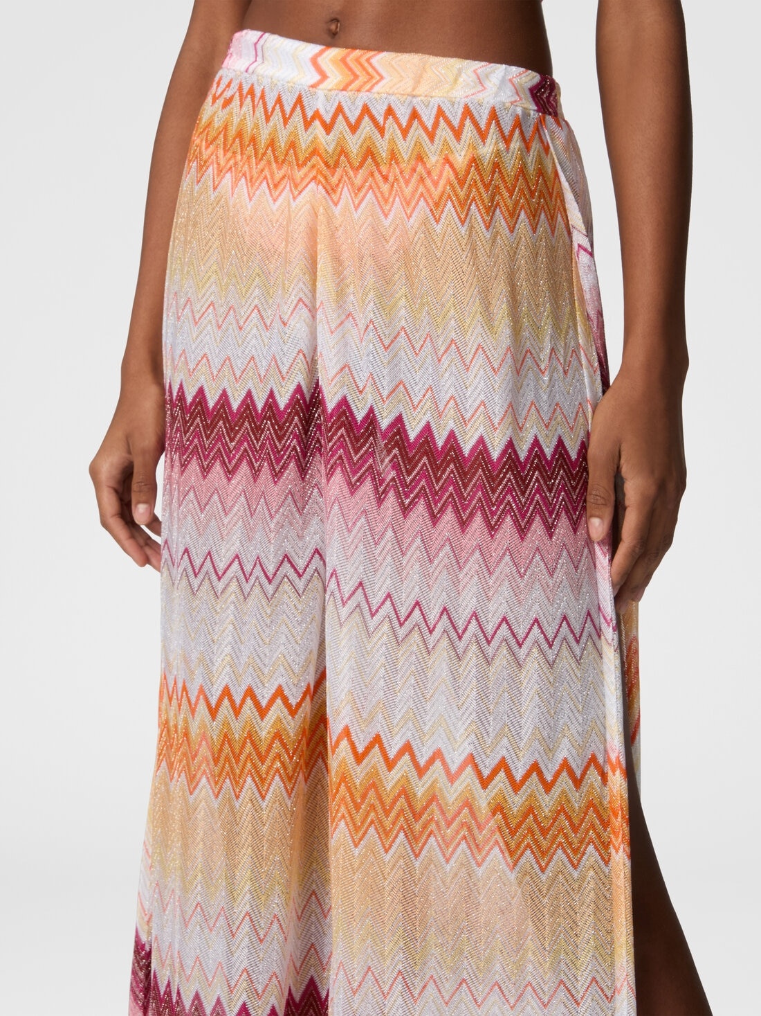 Classic trousers in a viscose blend zig zag lamé - 5
