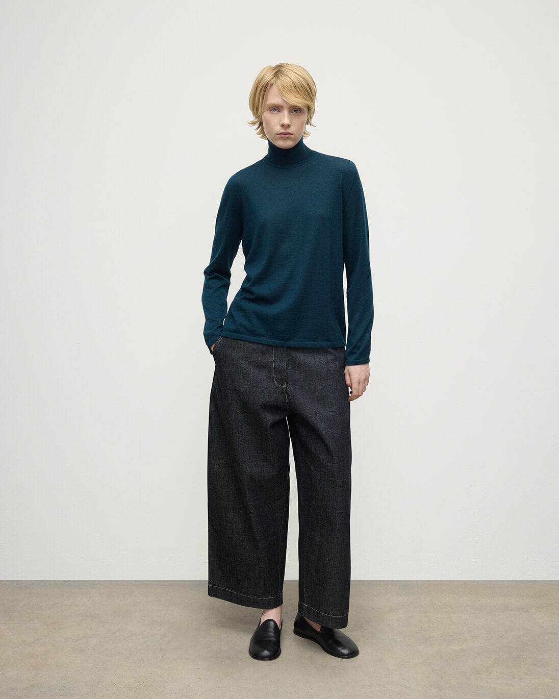 Superfine Cashmere Green Roll Neck Jumper - 2