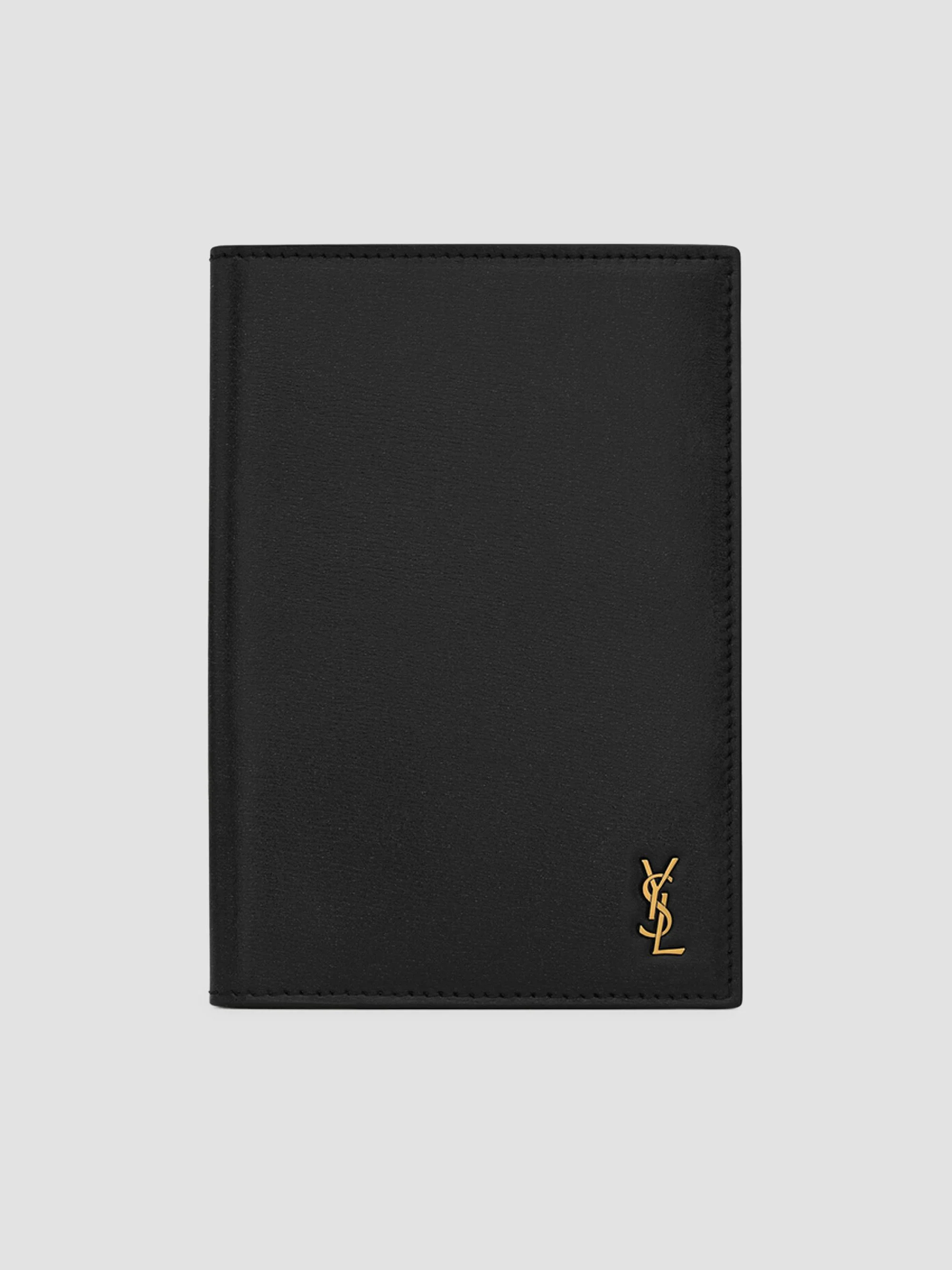 Tiny Cassandre Passport Holder in Smooth Leather - Black - 1