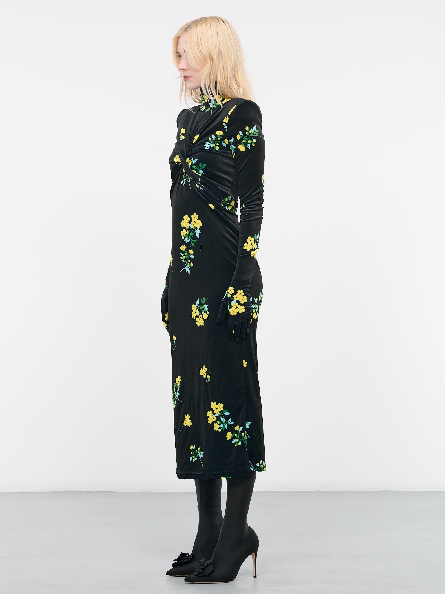 Buttercup Velvet Dress - 2