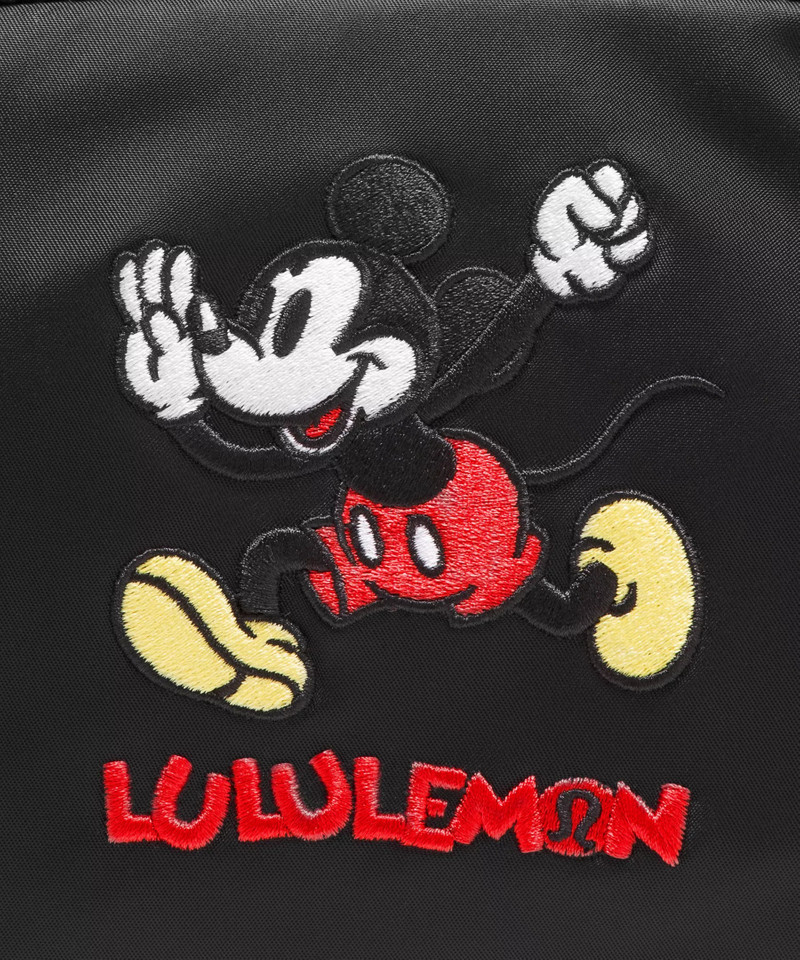 Disney x lululemon *Everywhere Belt Bag 1L Mickey in Motion Graphic 8