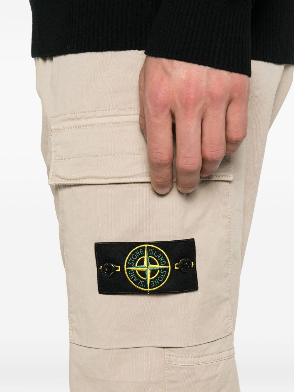 cargo-pocket cuffed trousers - 5