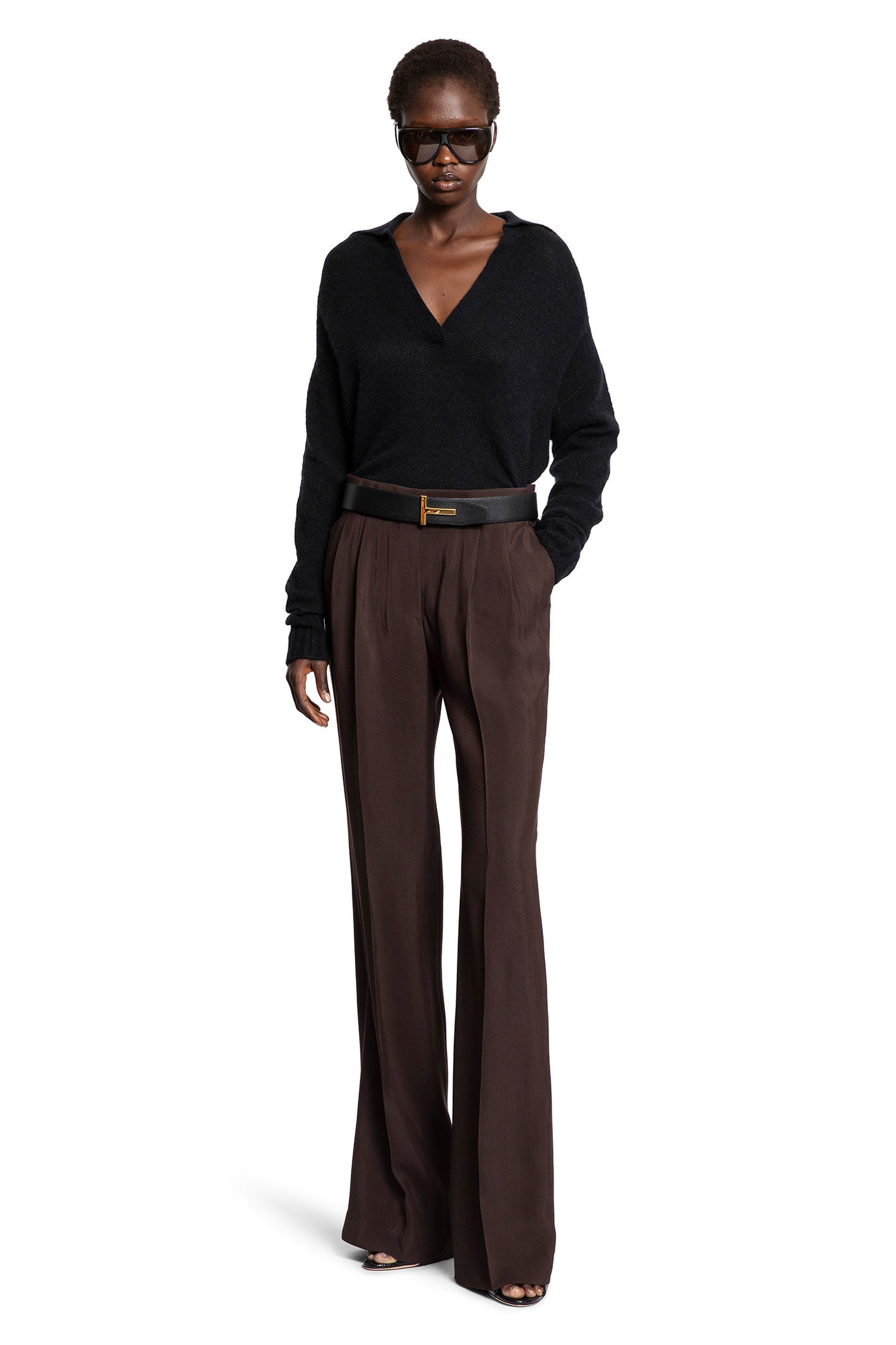 Cashmere-Silk-V-Neck-Sweater - 6
