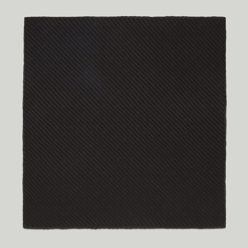 Interlocking G silk pocket square 1