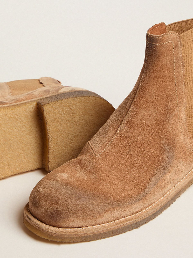 John Chelsea boots in caramel-colored suede 3
