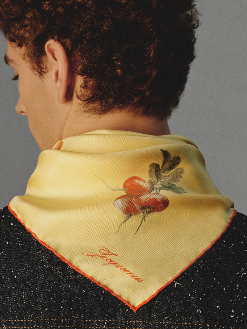 The Radish scarf 3