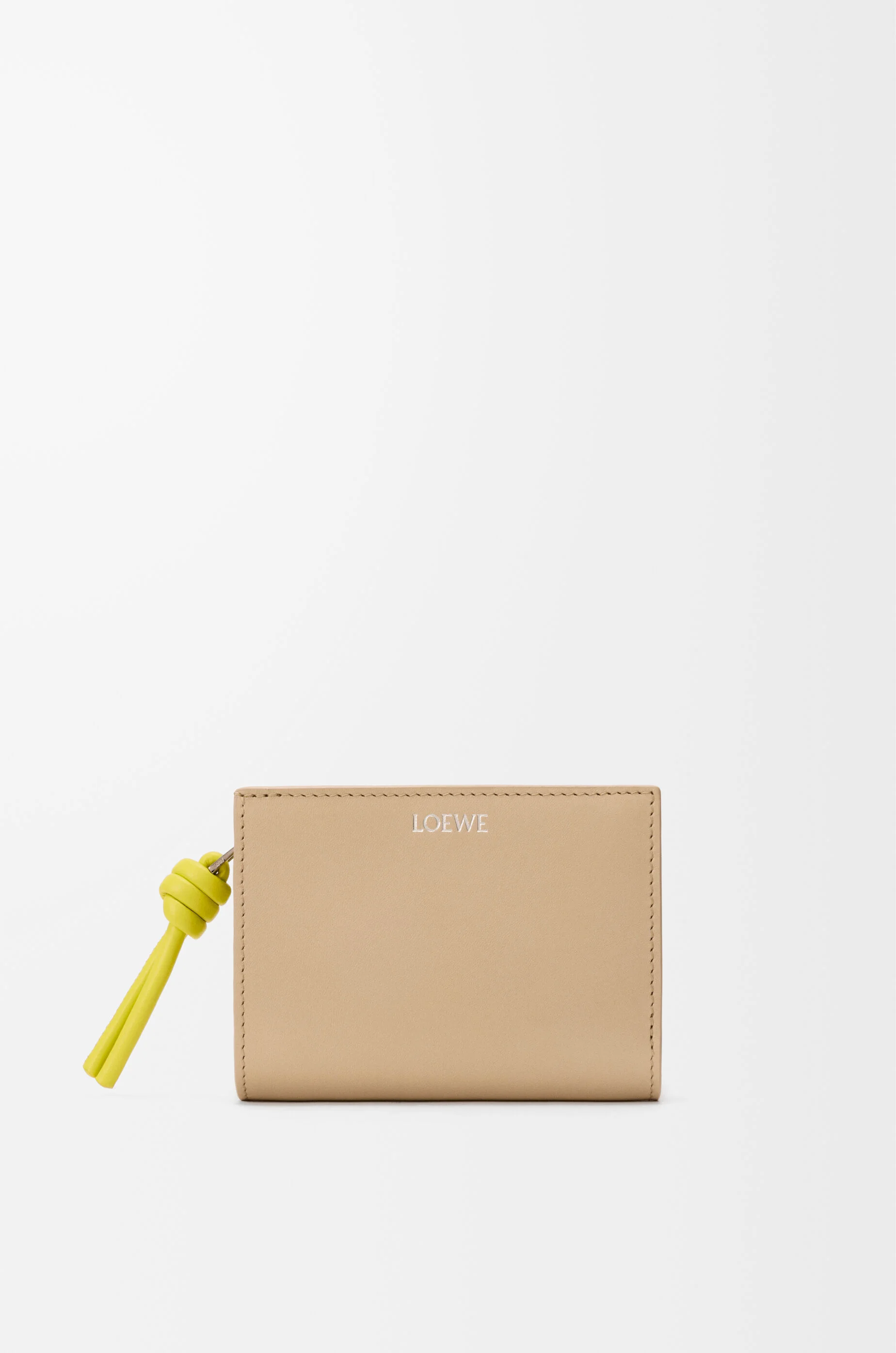 Knot compact wallet in shiny nappa calfskin - 1