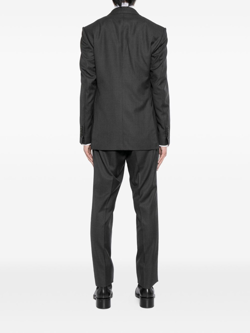 Shelton suit 3