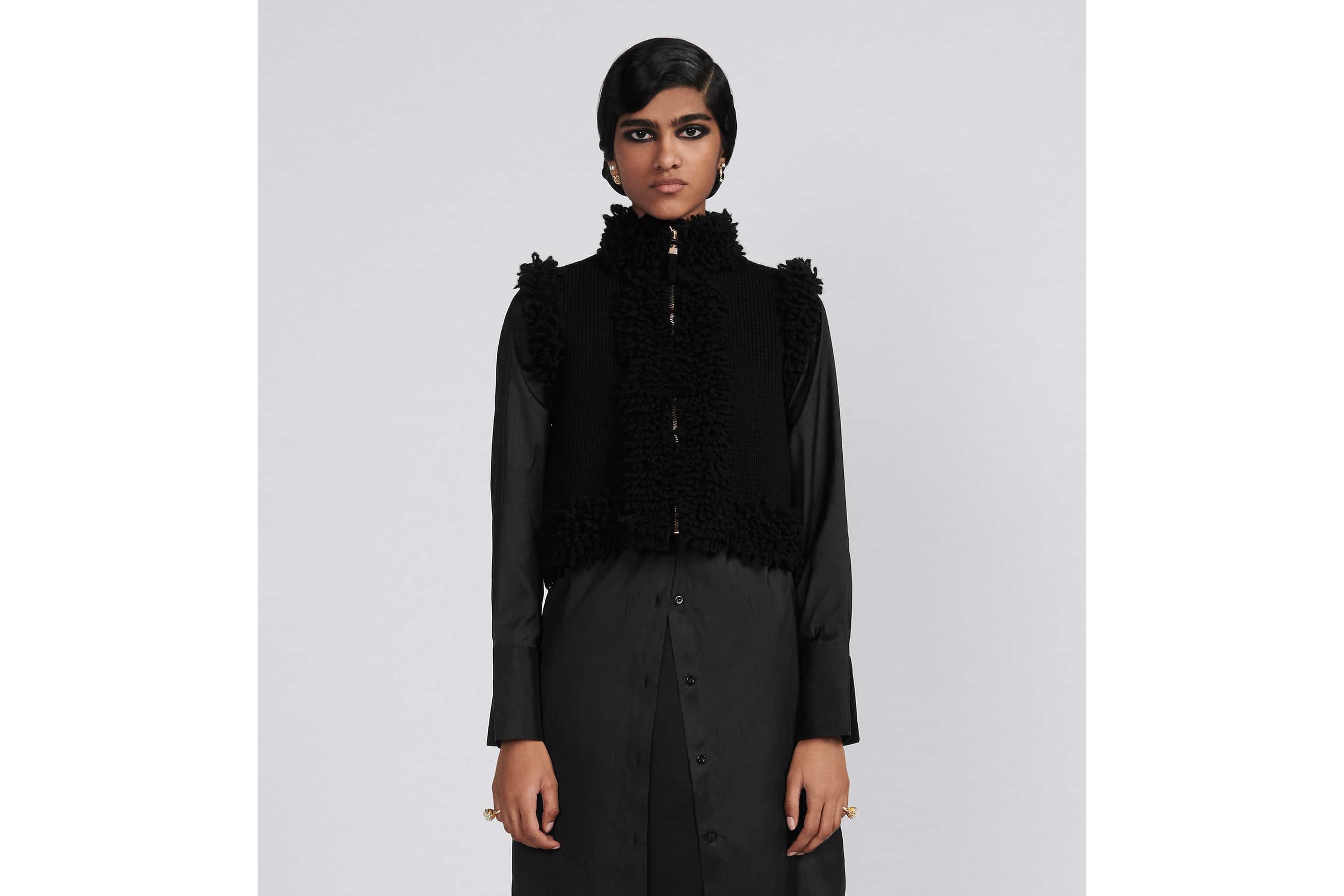 Sleeveless Knit Jacket - 4