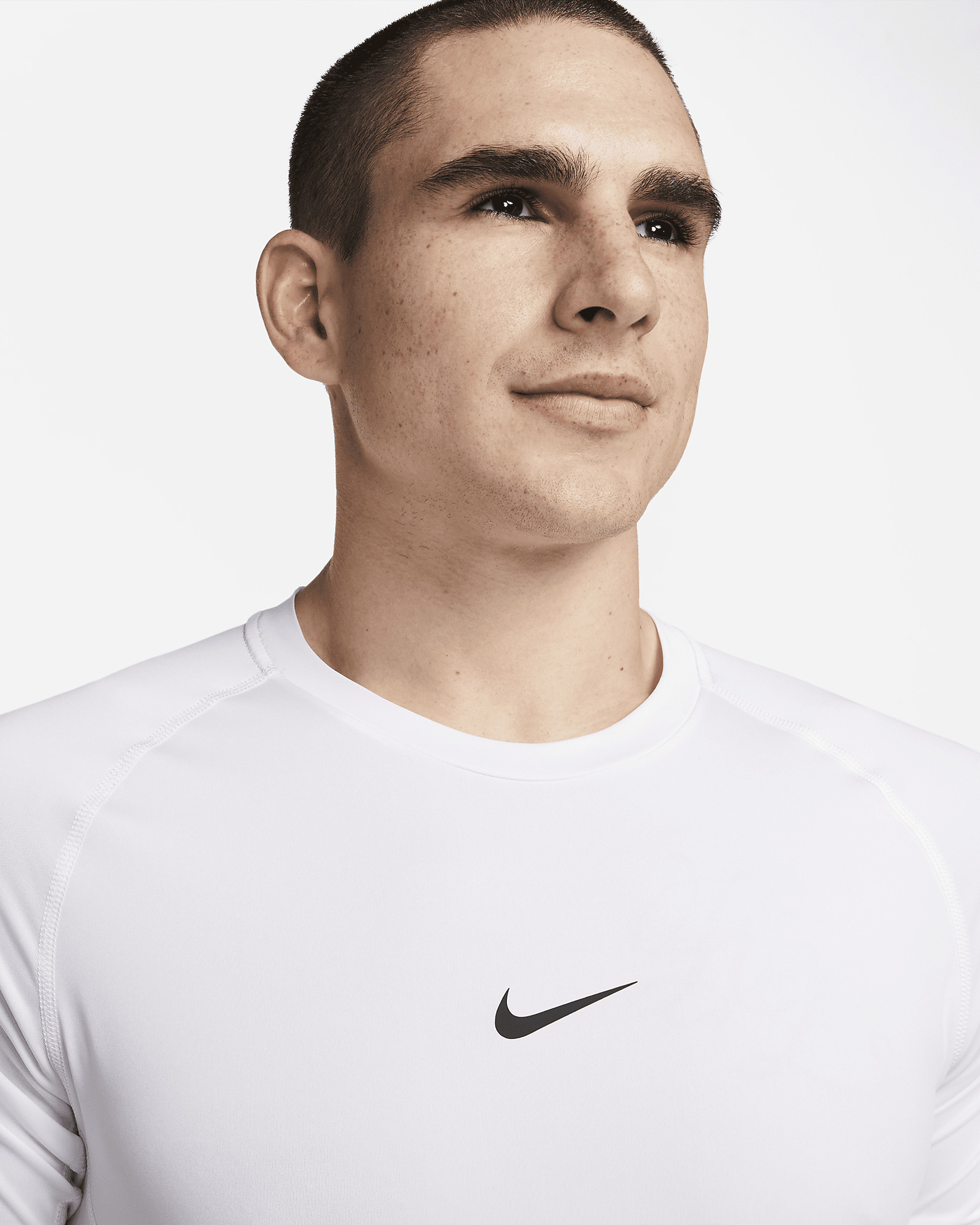Nike Pro Men's Dri-FIT Slim Short-Sleeve Top - 3