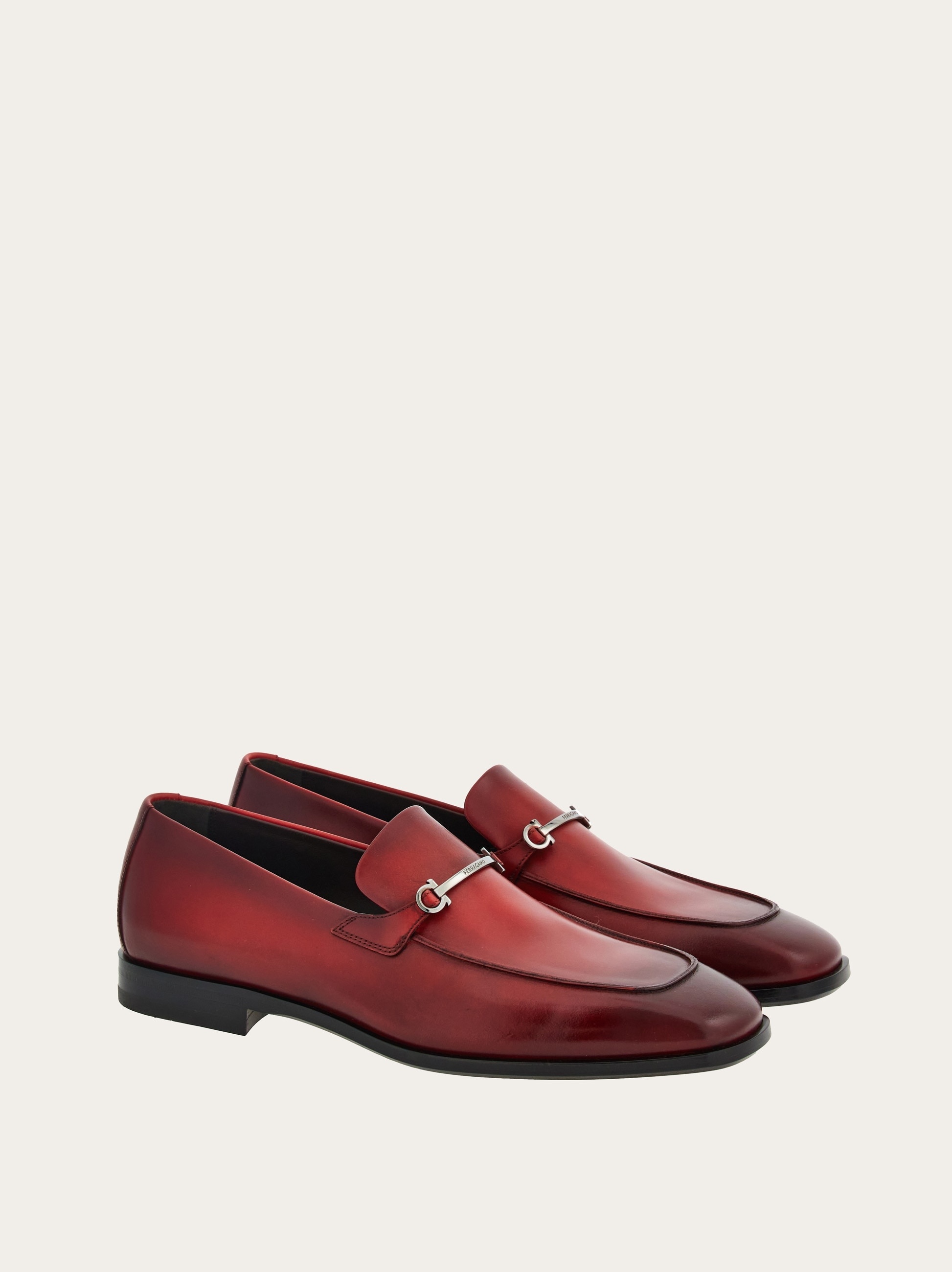 Moccasin with Gancini ornament - 4