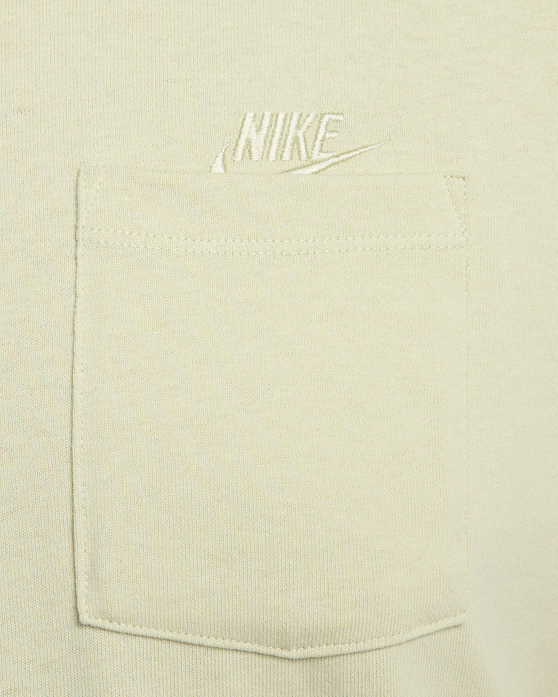 Nike Sportswear Premium Essentials Men's Long-Sleeve Pocket T-Shirt 10
