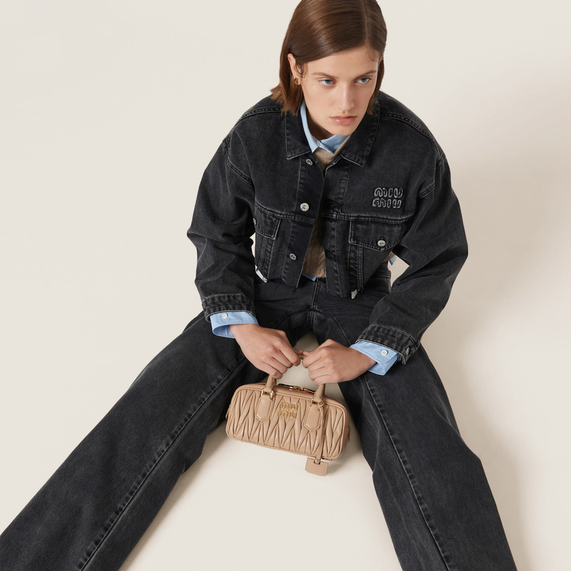 Five-pocket black denim jeans 4