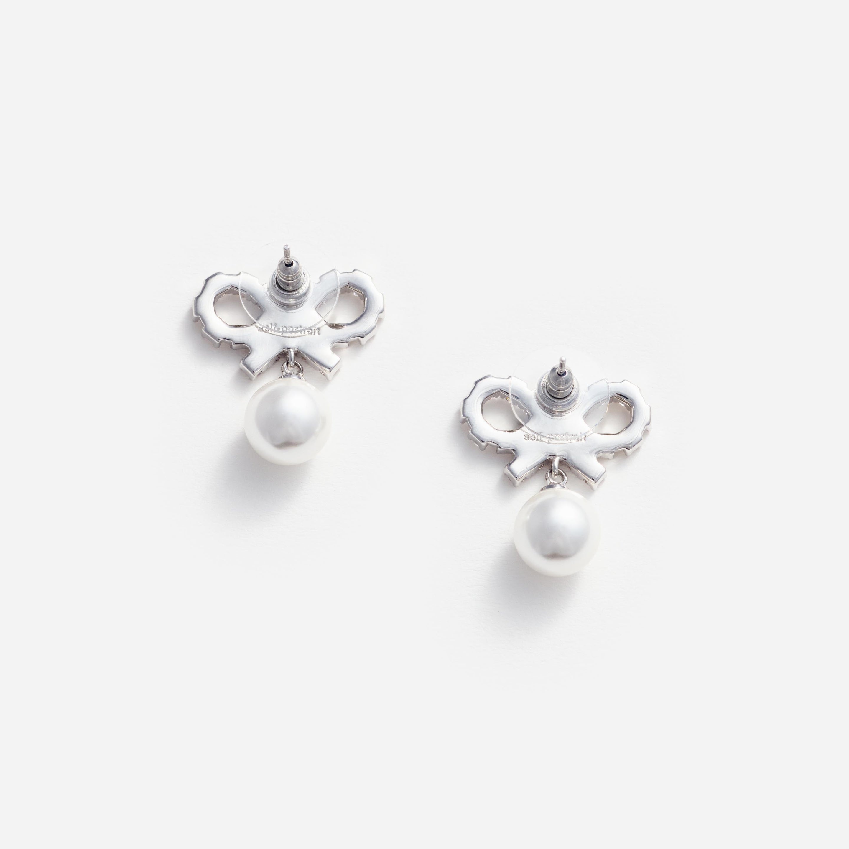 Micro Bow Pearl Earrings - 2