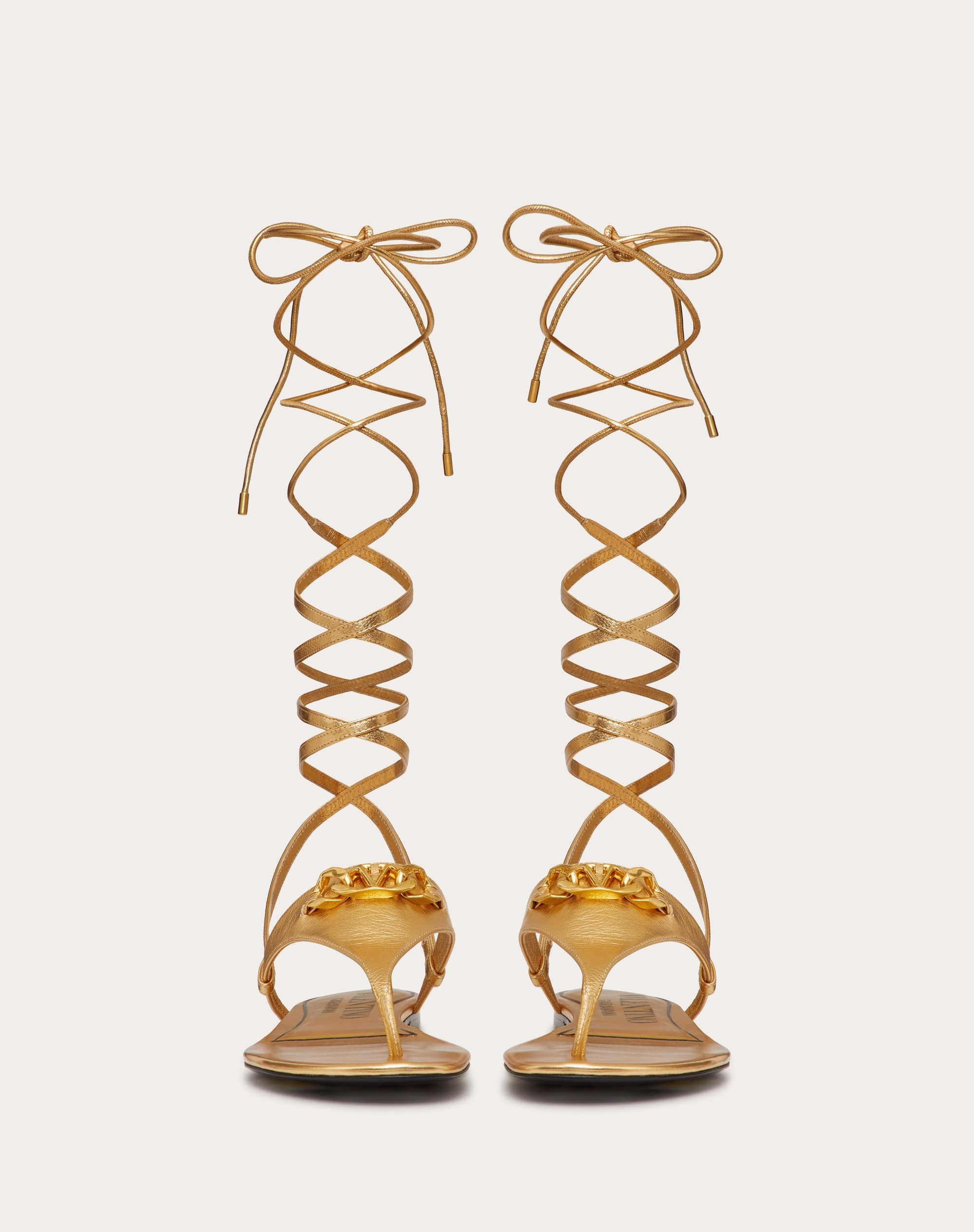 VLOGO CHAIN METALLIC NAPPA FLAT THONG SANDALS - 4