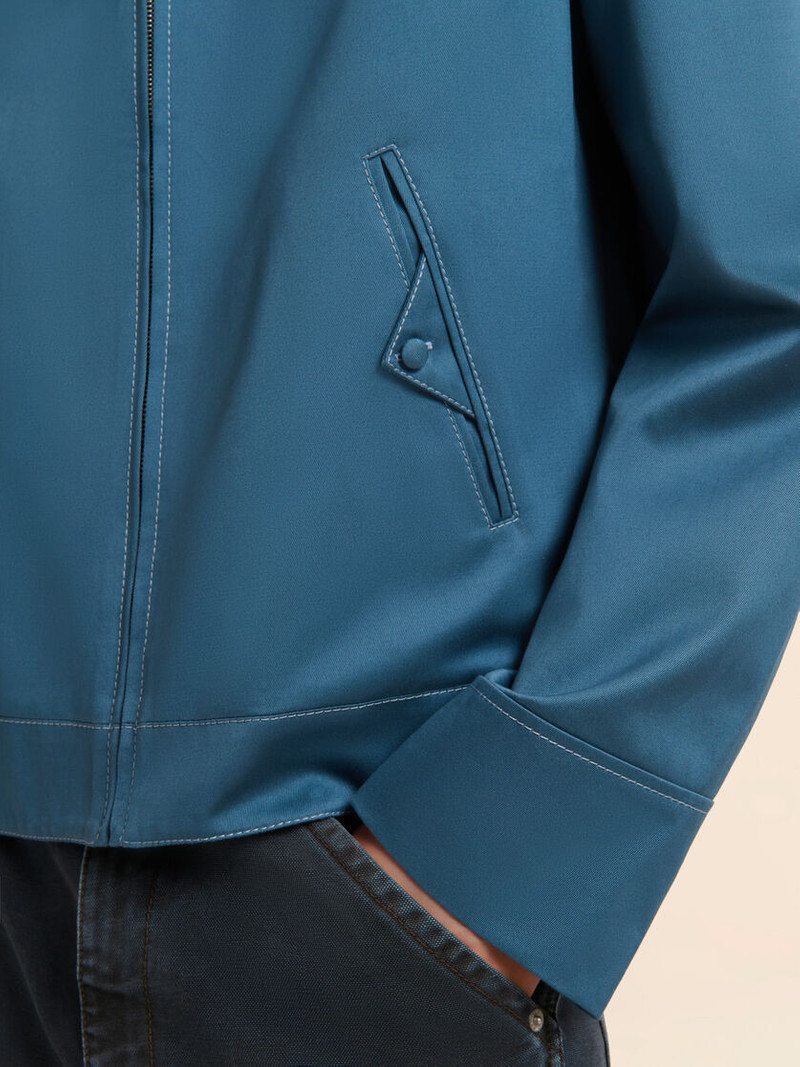 BLUE WATER-REPELLENT GABARDINE JACKET WITH CONTRAST YOKES 5
