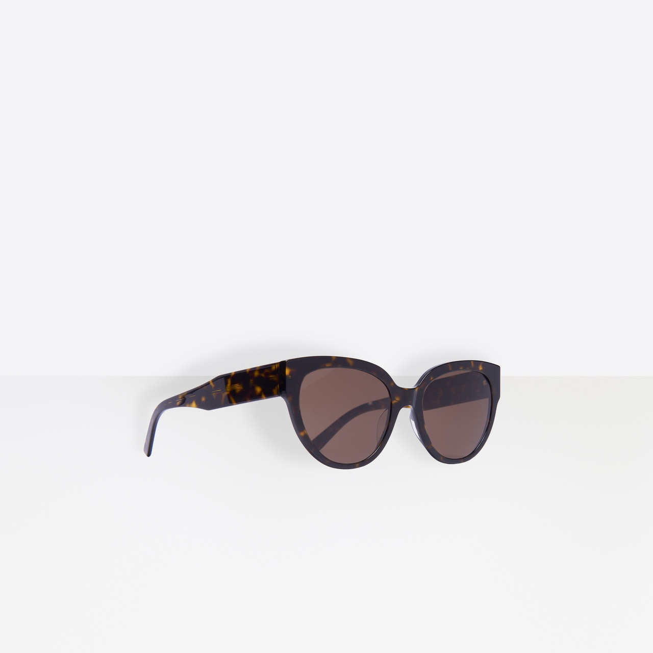 FLAT BUTTERFLY SUNGLASSES - 1