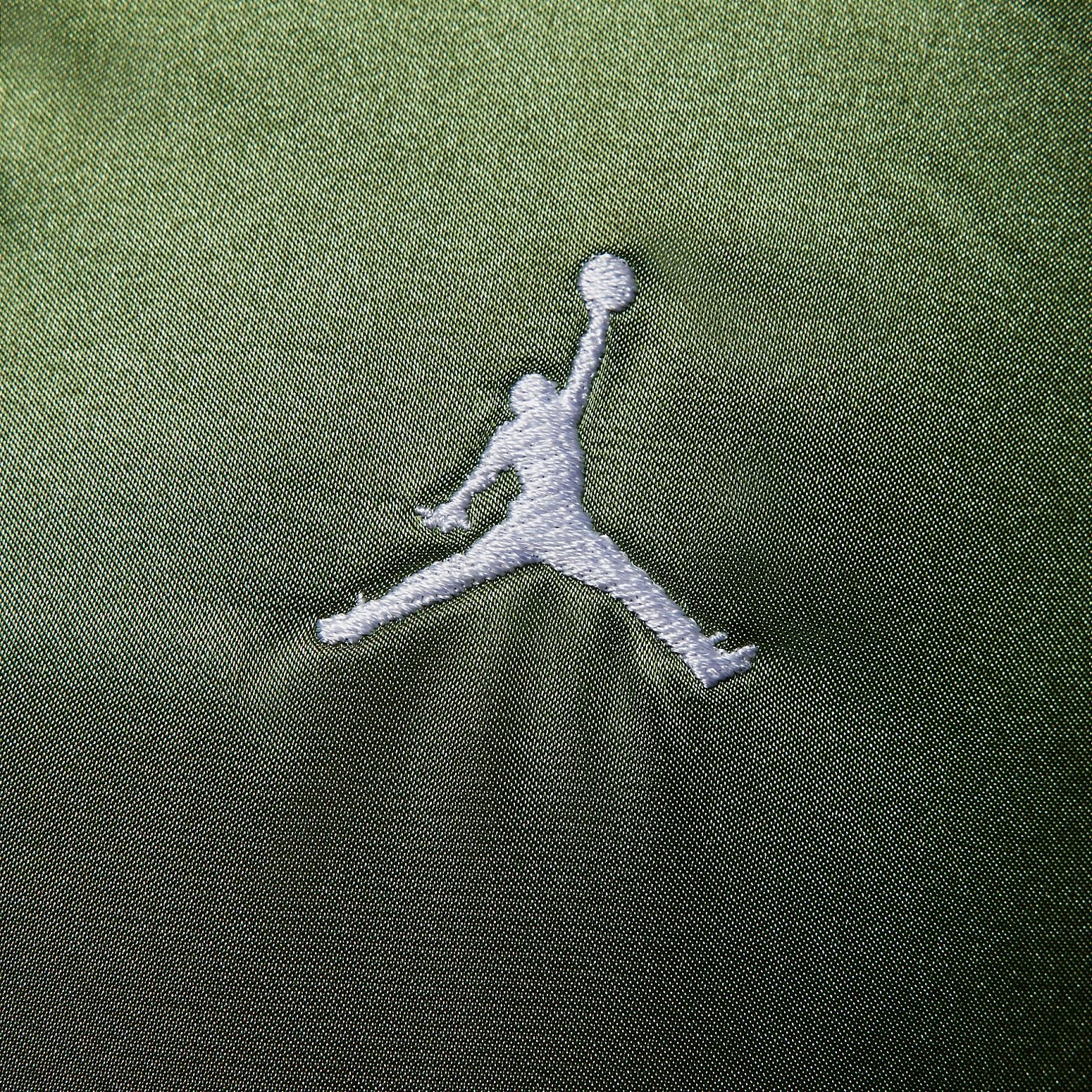 (WMNS) Air Jordan Varsity Jacket 'Green' FB5154-340 - 3