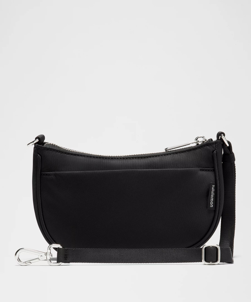 City Essentials Mini Shoulder Bag 1L 3