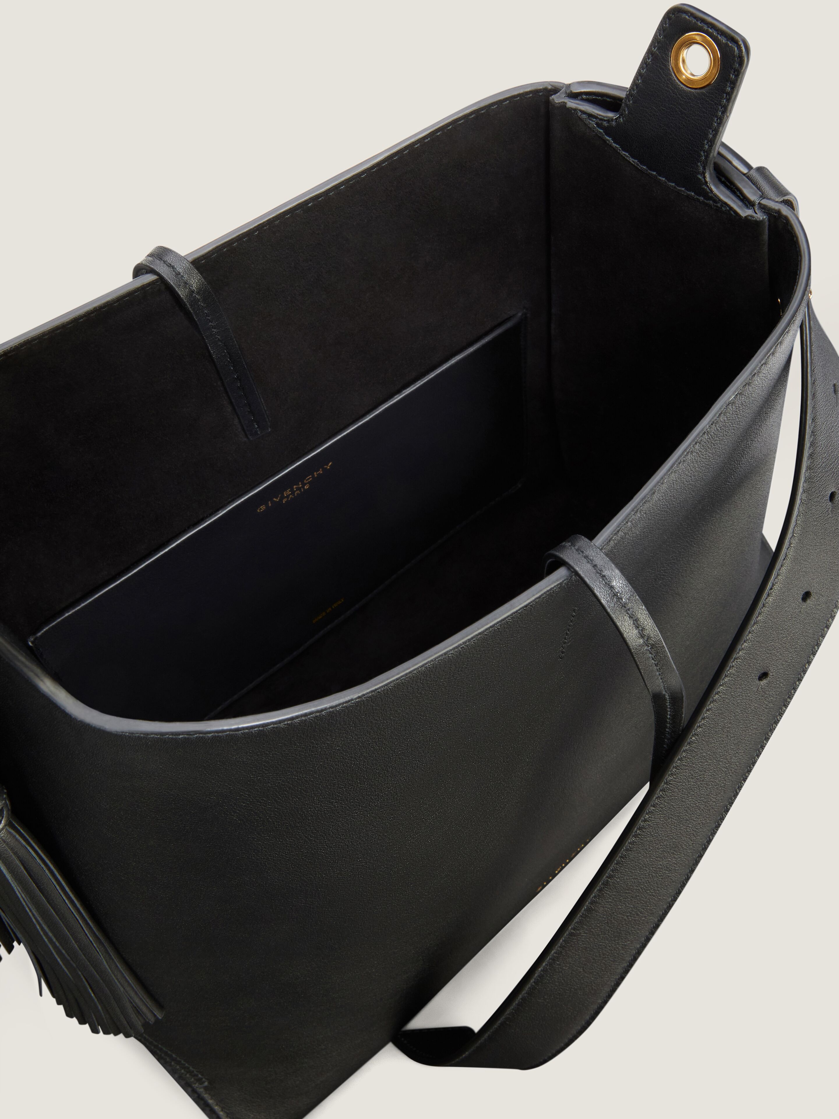MEDIUM BELTED HOBO BAG IN LEATHER - 6