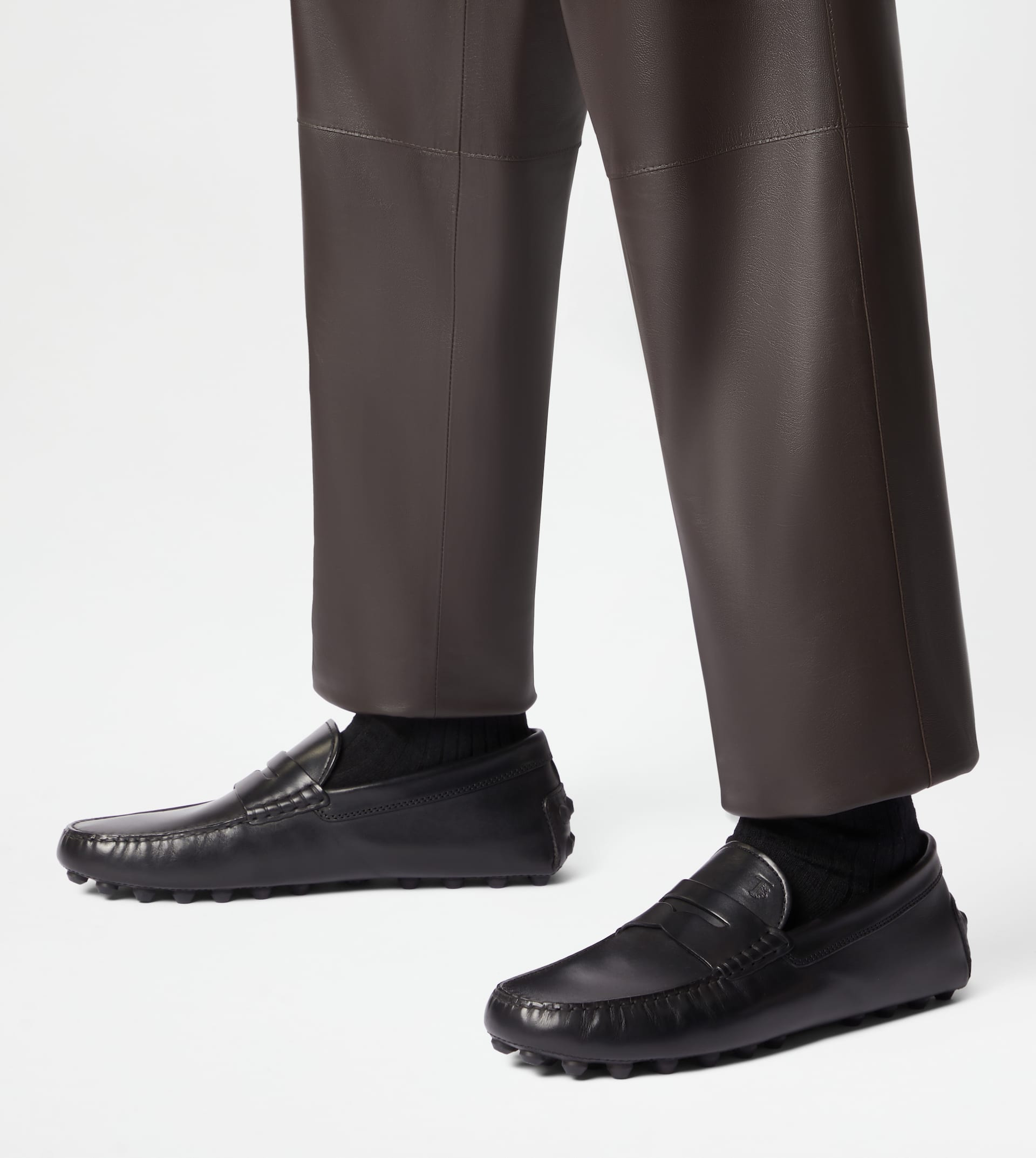 GOMMINO BUBBLE IN LEATHER - BLACK - 7