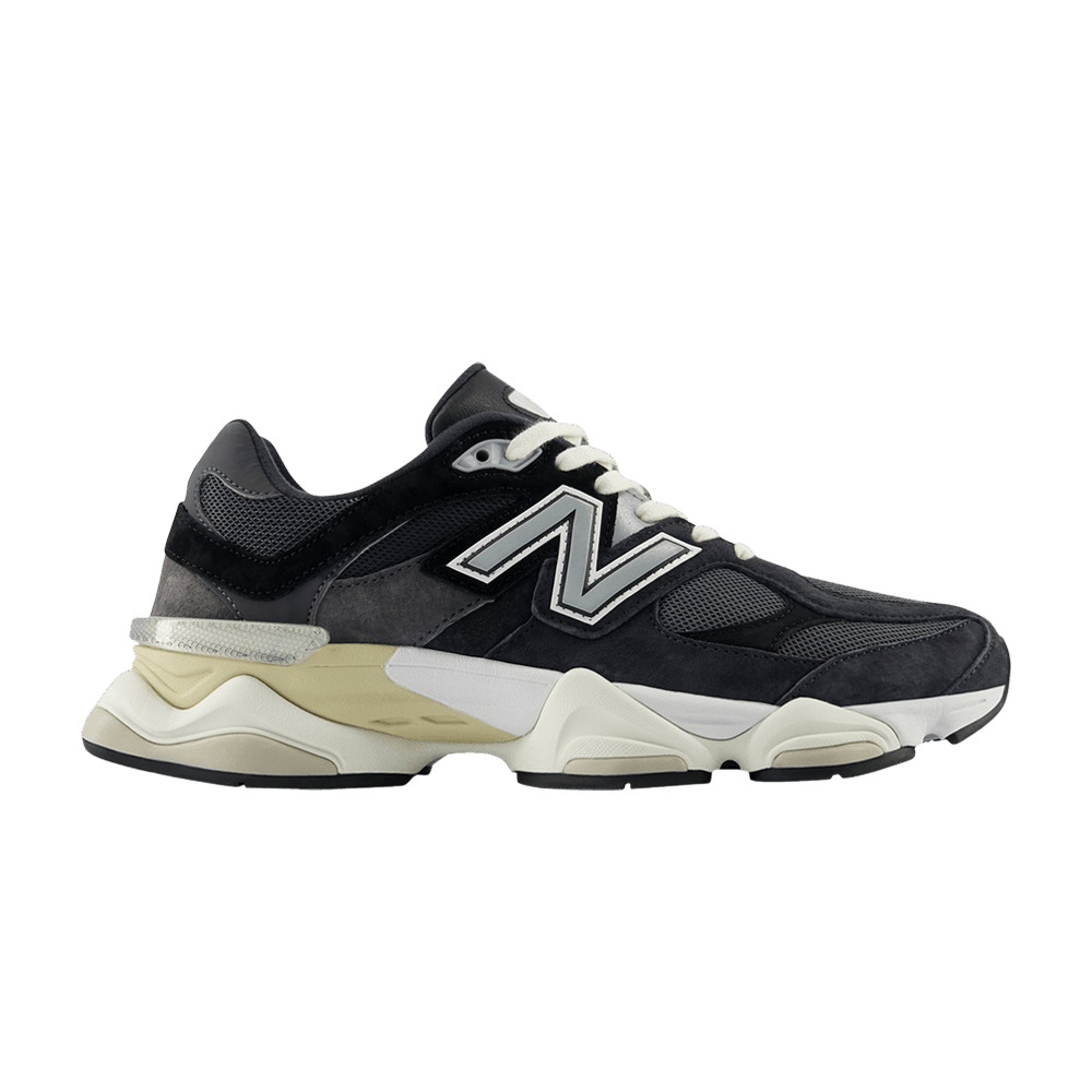 9060 'Black Phantom' - 1