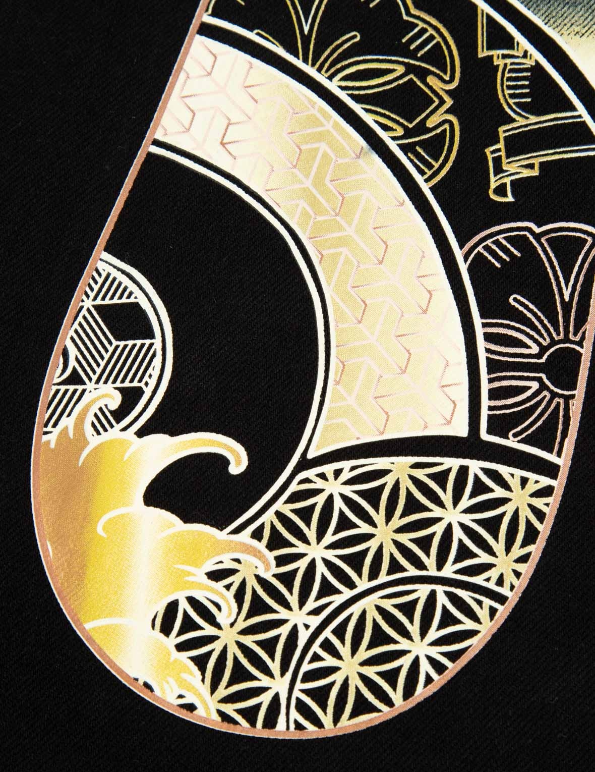 “KOI PLAYING IN THE WAVES” DAICOCK PRINT BOYFRIEND JEANS - 10